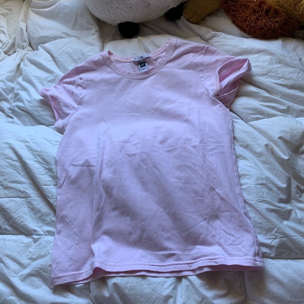 🌷3 for $25🌷 light pink stretchy GAP tee